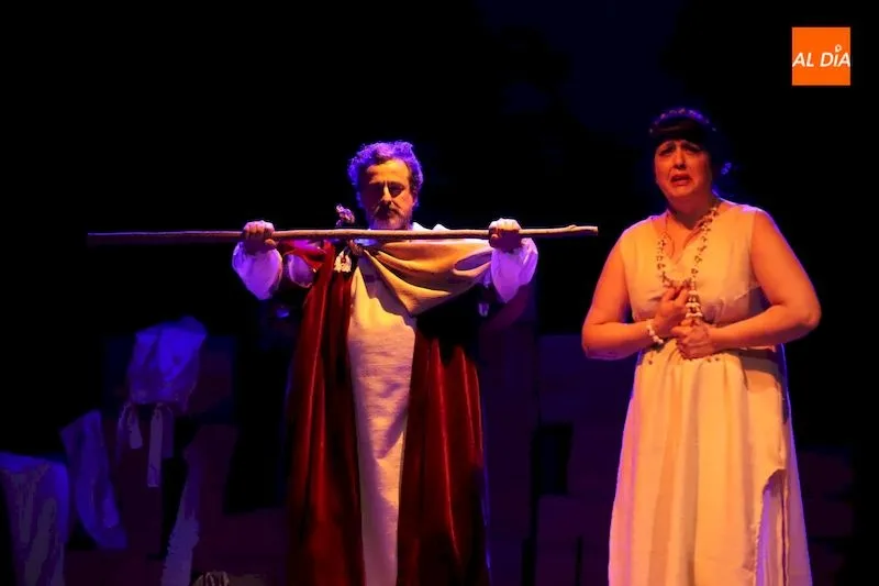 Representación de la obra La Tempestad de Tejuelo Teatro / Lydia González