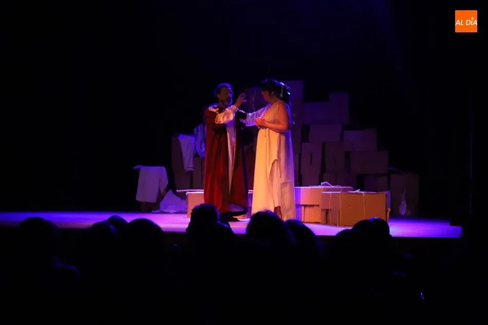 Foto 5 - Tejuelo Teatro representa &lsquo;La Tempestad&rsquo; en la Biblioteca Torrente Ballester