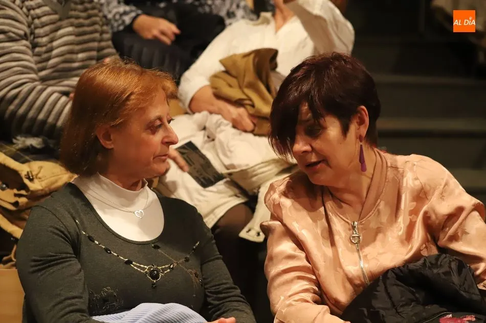 Foto 4 - Tejuelo Teatro representa &lsquo;La Tempestad&rsquo; en la Biblioteca Torrente Ballester