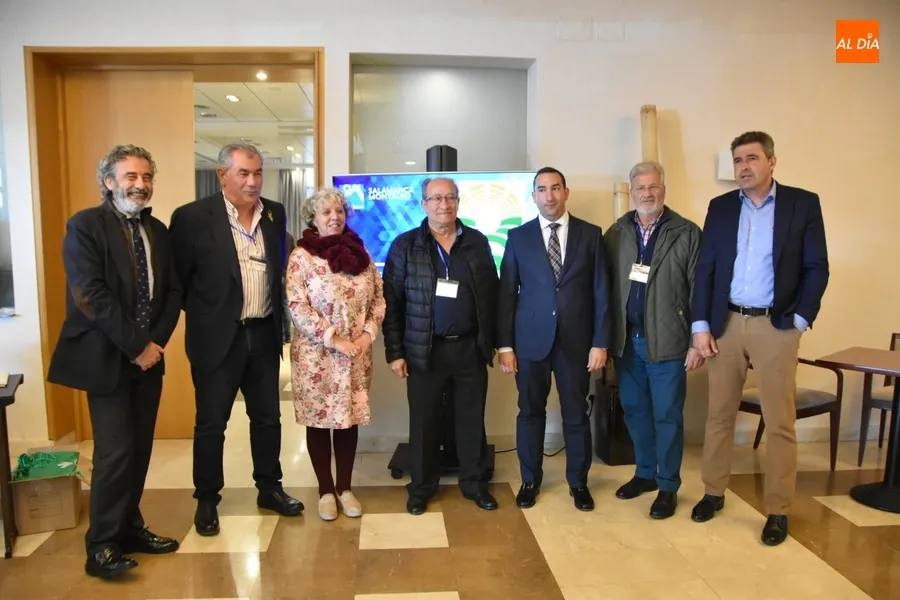 Guillermo González, Encarnación Pérez, Eloy Ruiz o Julián Barrera, algunos de los asistentes al acto inaugural