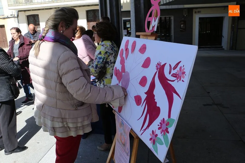 Foto 11 - Guijuelo conmemora el D&iacute;a Internacional de la Mujer