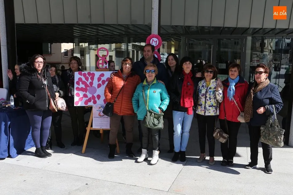 Foto 6 - Guijuelo conmemora el D&iacute;a Internacional de la Mujer