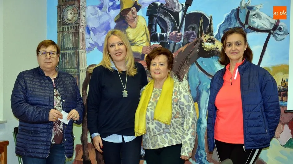 Foto 2 - Las mujeres de la Asociaci&oacute;n &lsquo;Villa de Lumbrales&rsquo; reivindican el reconomiento de la mujer en...