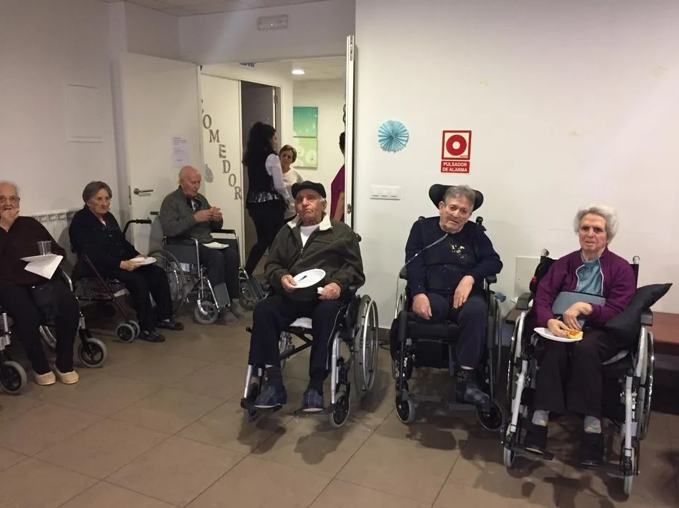 Foto 8 - Mar&iacute;a Alonso cumple sus 100 a&ntilde;os rodeada de su familia en Aldead&aacute;vila  