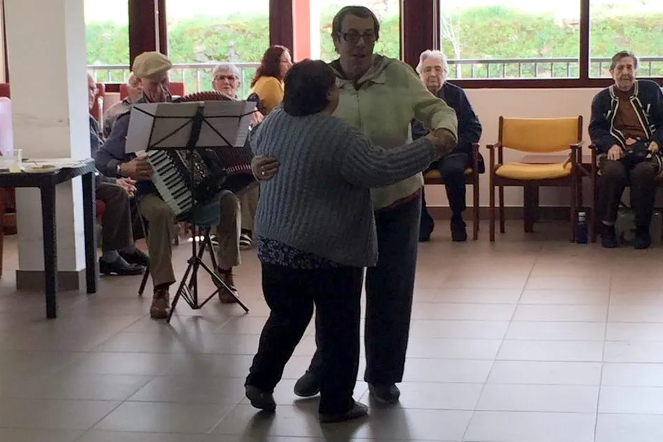 Foto 6 - Mar&iacute;a Alonso cumple sus 100 a&ntilde;os rodeada de su familia en Aldead&aacute;vila  