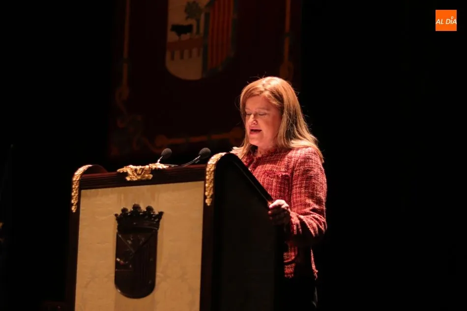 Foto 9 - El Teatro Liceo se viste de gala para reconocer a tres destacadas mujeres  