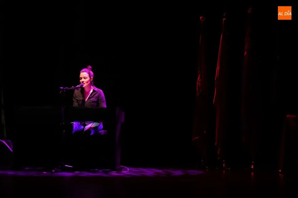 Foto 8 - El Teatro Liceo se viste de gala para reconocer a tres destacadas mujeres  
