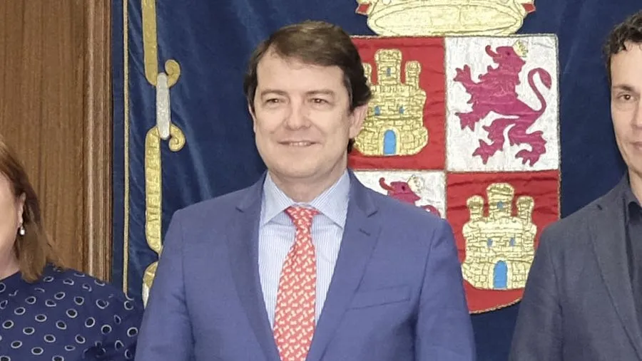 El presidente de la Junta de Castilla y León, Alfonso Fernández Mañueco, pide tranquilidad ante las últimas noticias del coronavirus