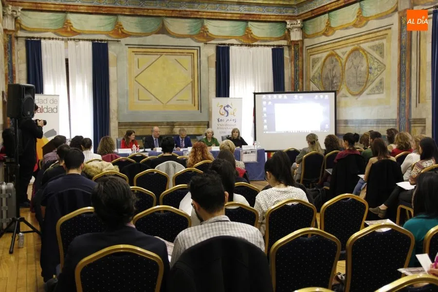 Foto 3 - Expertos dialogan en Fonseca sobre el relevante papel de la mujer en la ciencia