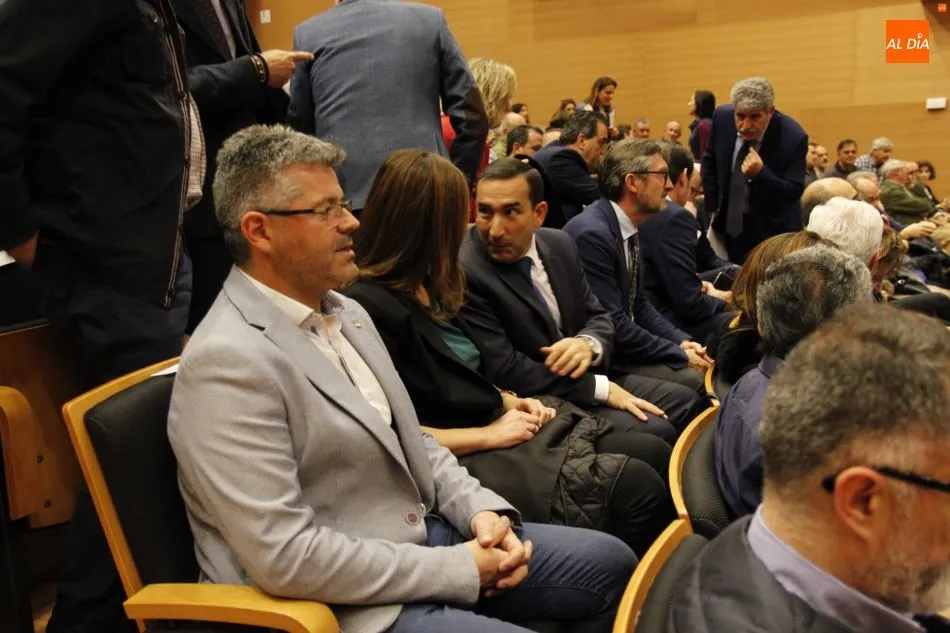 Foto 4 - Salamanca disfruta del estreno de 'Dehesa, el bosque del lince ib&eacute;rico'  