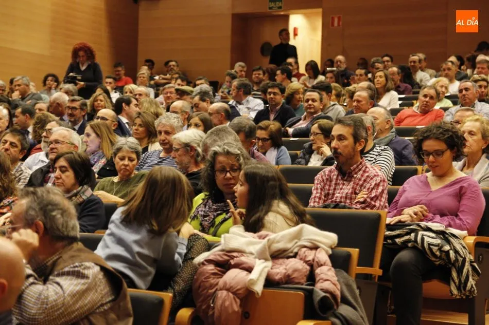 Foto 3 - Salamanca disfruta del estreno de 'Dehesa, el bosque del lince ib&eacute;rico'  