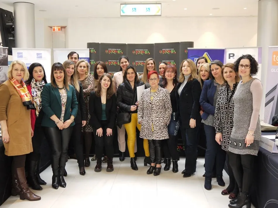 Foto 2 - Reflexiones sobre igualdad de g&eacute;nero en el Centro Comercial El Tormes  
