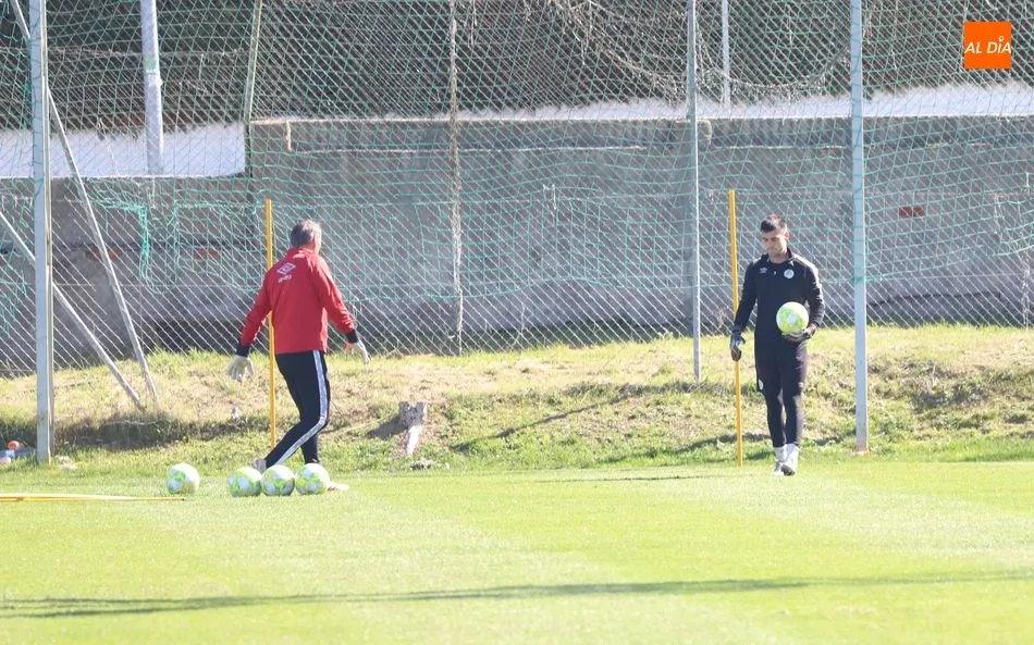 Foto 2 - El Salamanca UDS vuelve al ruedo en el Anexo para alejar los fantasmas del descenso