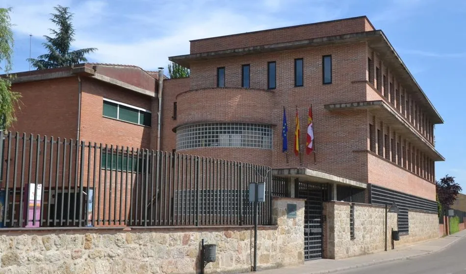 El IES Fray Diego presenta una denuncia por la difusión de falsos rumores sobre el centro  