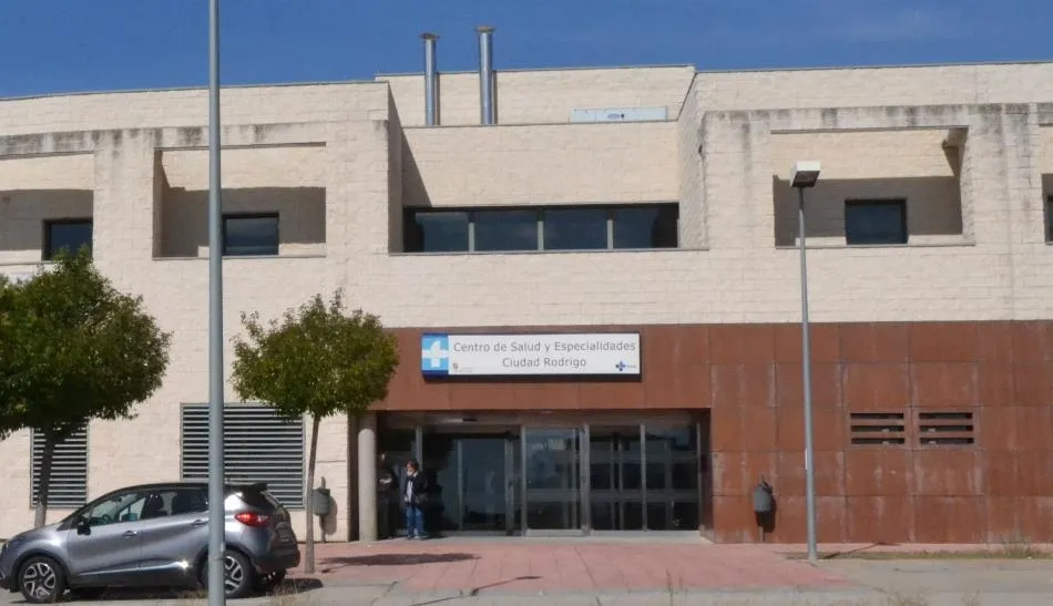 El Centro de Salud ruega a la población acudir al mismo sólo cuando sea imprescindible  