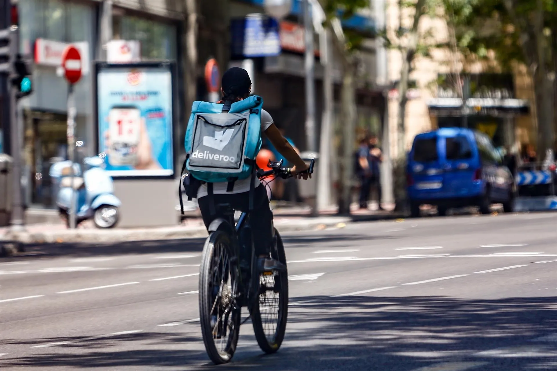 Deliveroo pone en marcha las entregas sin contacto / Europa Press