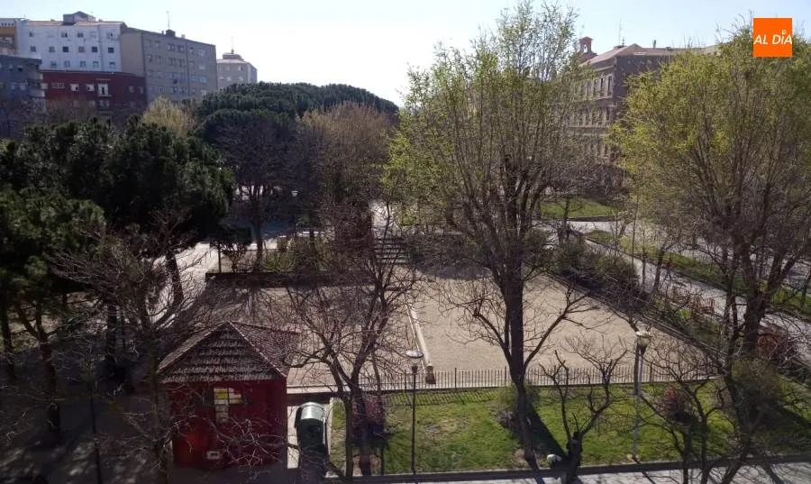 Foto 2 - Parques cerrados o totalmente vac&iacute;os, medidas para frenar la propagaci&oacute;n del coronavirus