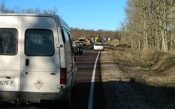 Evacuado en helicóptero al Hospital un motorista de unos 35 años accidentado cerca de Casillas  