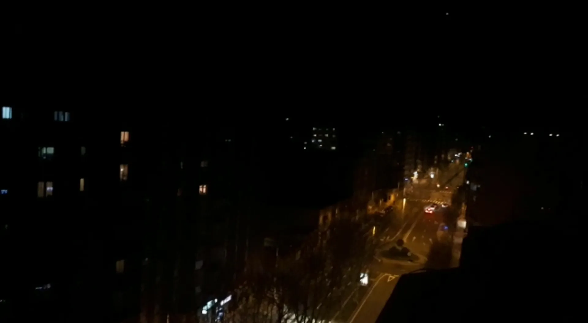 Salamanca se suma al aplauso en reconomiento a la labor del personal sanitario