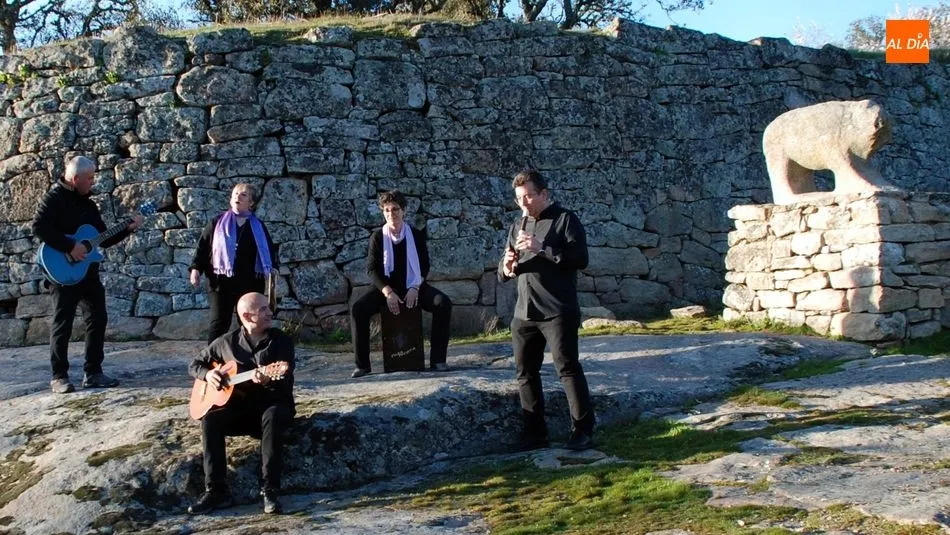 Foto 4 - El grupo Baleo publica en You Tube el videoclip de Abadengo