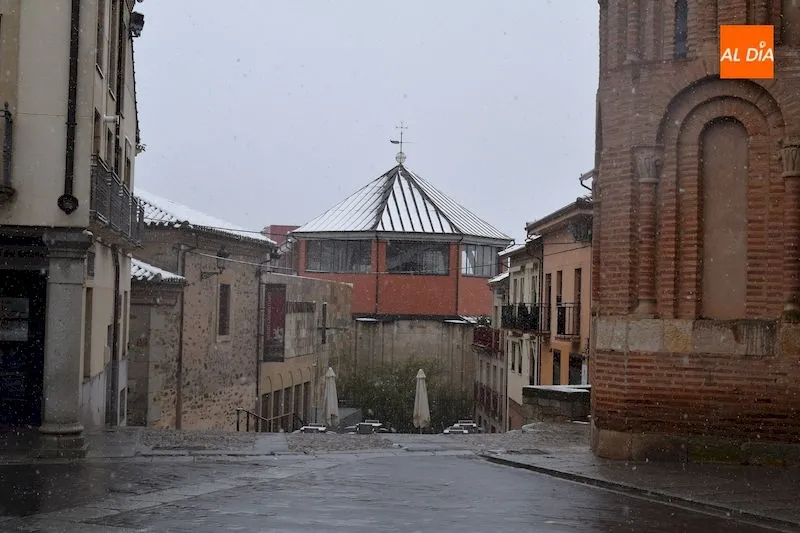 Foto 9 - La nieve cubre Alba de Tormes en plena cuarentena por el coronavirus