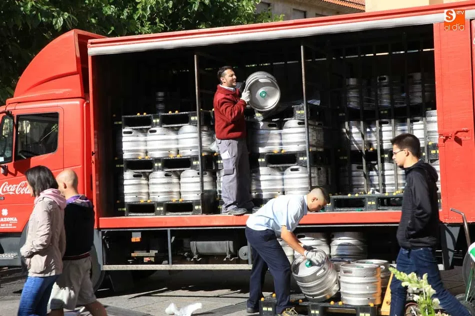 Nos han dado en primera línea de flotación, al cerrar bares y restaurantes, nuestros principales clientes, afirman los representantes de este sector