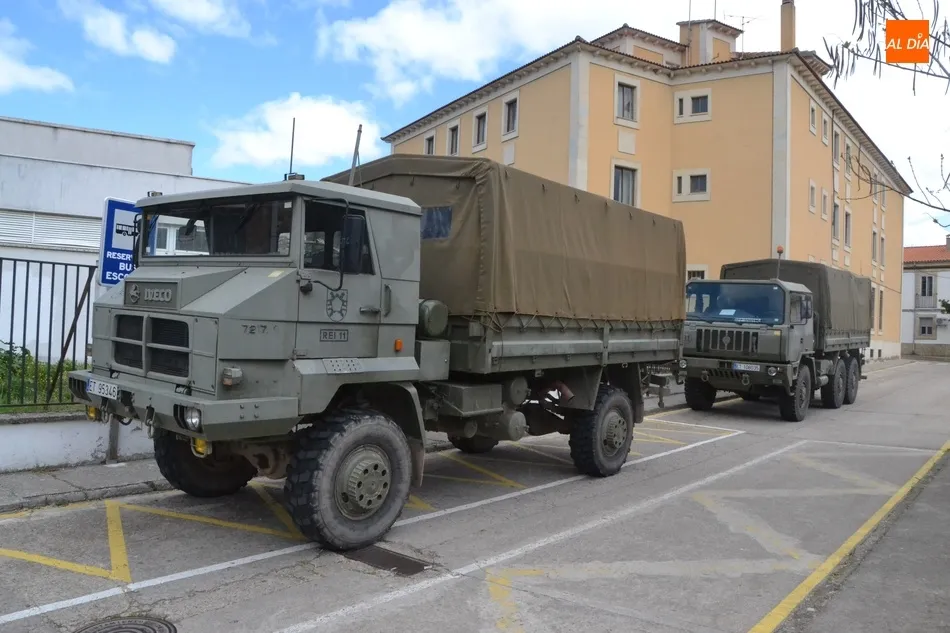 Foto 4 - El Ej&eacute;rcito de Tierra retorna a las calles mirobrigenses  
