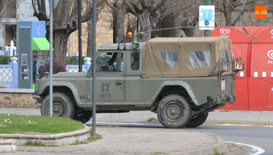 Foto 8 - El Ej&eacute;rcito de Tierra retorna a las calles mirobrigenses  