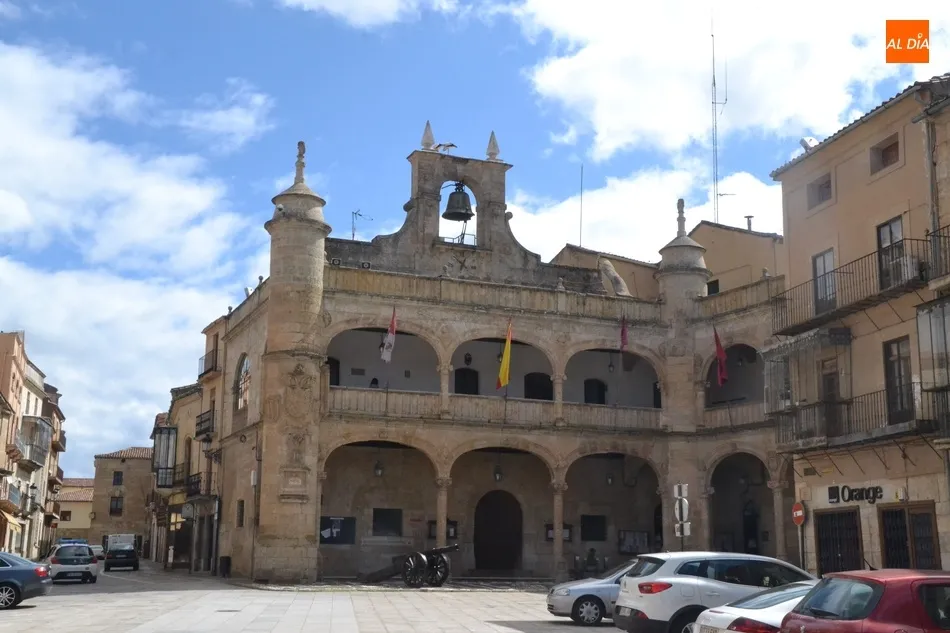 El Ayuntamiento estudiará ayudas por la crisis cuando haga su propio balance económico  