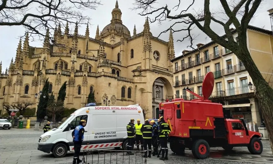 Militares en el centro de Segovia