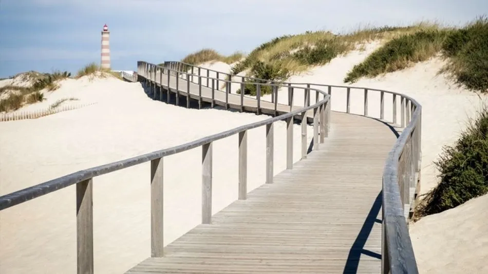 Pasarela sobre las dunas de Barra/ CMI