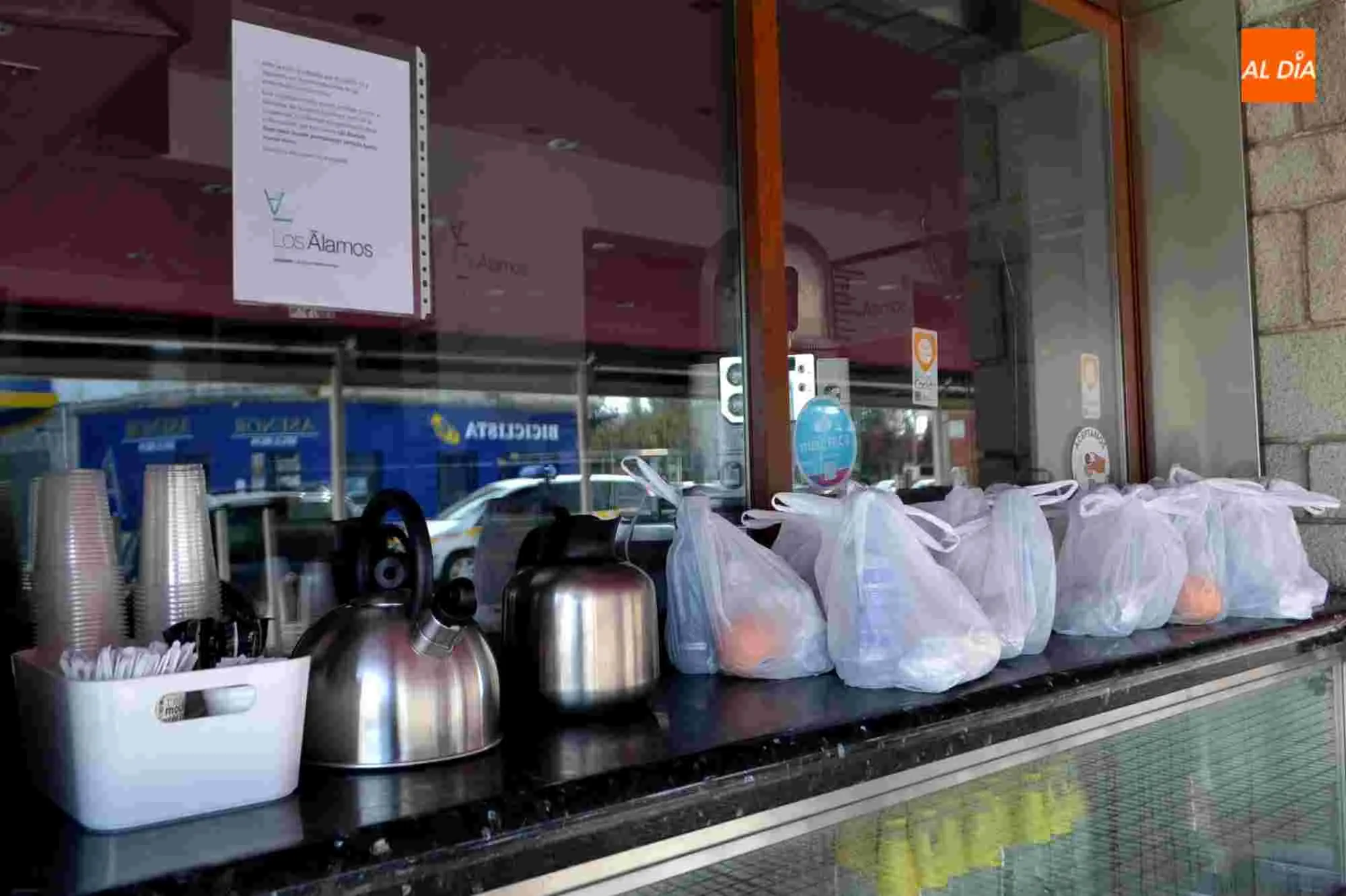 Foto 2 - Una docena de empresas de Pe&ntilde;aranda se unen para crear un autoservicio gratuito de cafeter&iacute;a y...