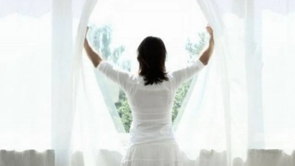 Cómo sobrevivir al cambio de hora durante el confinamiento