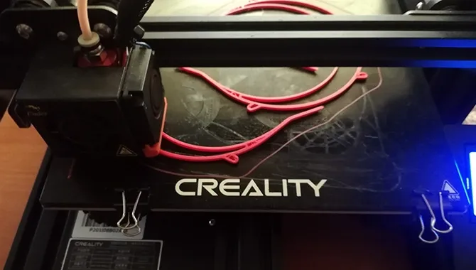 Jóvenes peñarandinos unen sus impresoras 3D para crear máscaras y pantallas de protección