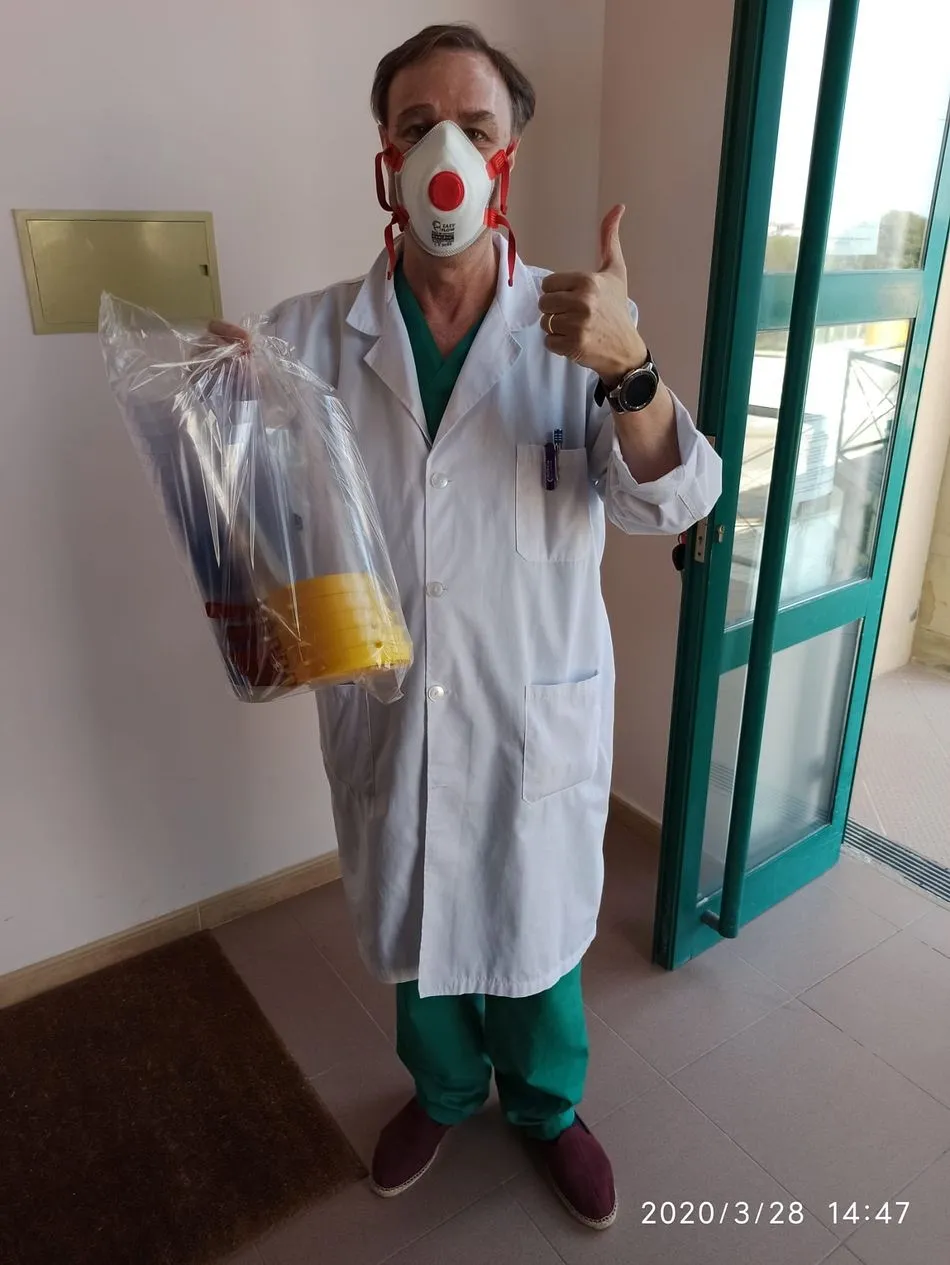 Foto 5 - Las m&aacute;scaras de los voluntarios comienzan a llegar a toda la provincia