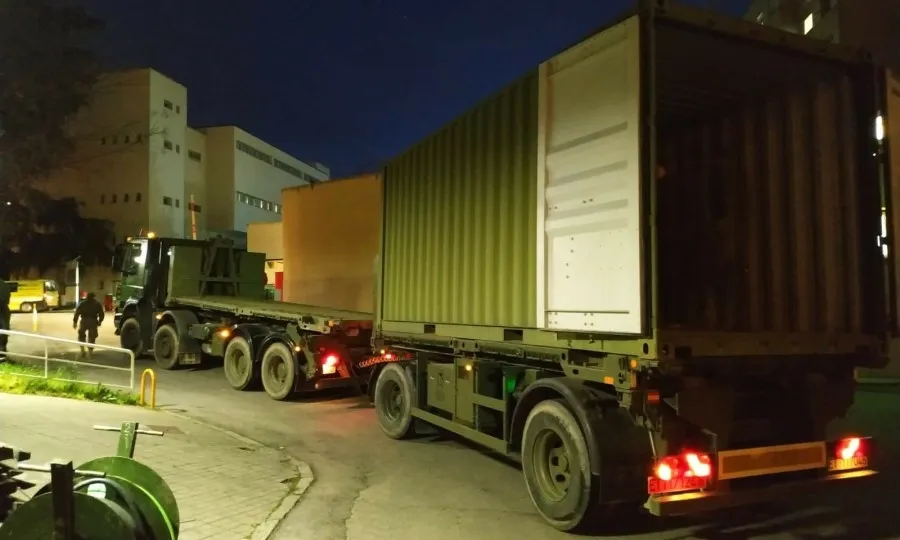 Foto 2 - Militares salmantinos instalan un hospital provisional para ampliar el Gregorio Mara&ntilde;&oacute;n de Madrid