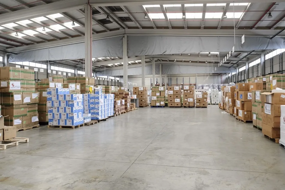 Foto 2 - La Junta de Castilla y Le&oacute;n recibe nuevo material de protecci&oacute;n sanitaria adquirido en China