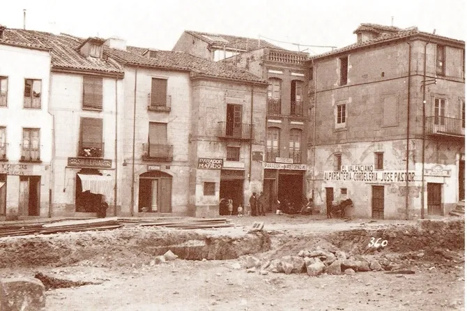 Foto 2 - La plaza del &Aacute;ngel, aquel antiguo aparcamiento