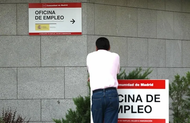 Marzo suele ser un mes de descenso del desempleo, pero este año no ha ocurrido