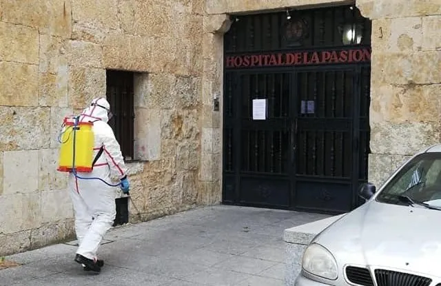 El Ayuntamiento muestra su agradecimiento a todos los que están realizando labores de...