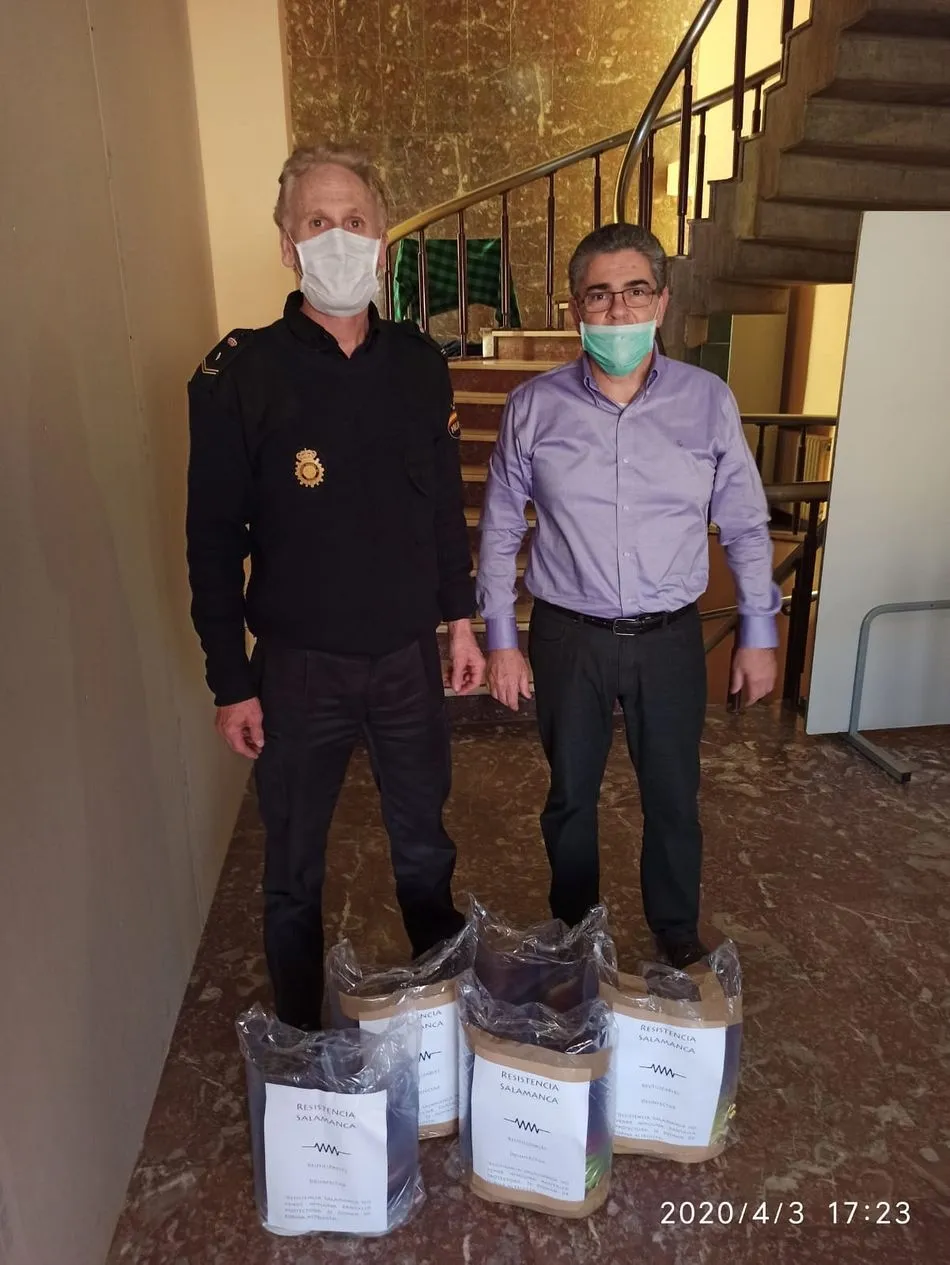 Foto 10 - Resistencia Salamanca supera las 3.000 pantallas de protecci&oacute;n entregadas