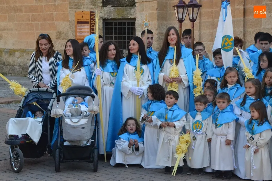 Foto 9 - La gran alegr&iacute;a de la entrada de La Borriquilla acompa&ntilde;ada de los ni&ntilde;os  