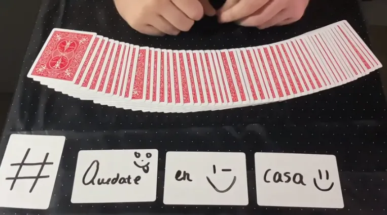 El mago originario de Saelices Cristian Dream anima con su magia a quedarse en casa  