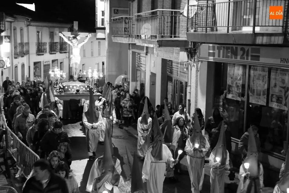Foto 4 - Procesi&oacute;n del Silencio, la m&aacute;s sentida por los vitigudinenses&nbsp;  