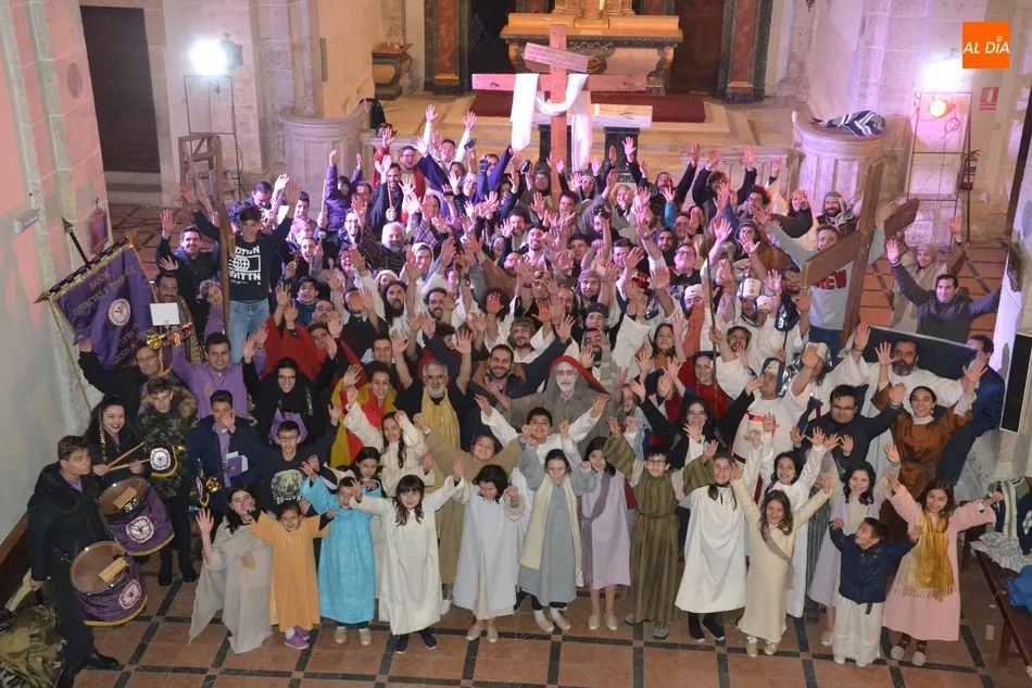 Gran foto de familia en la representación de 2018