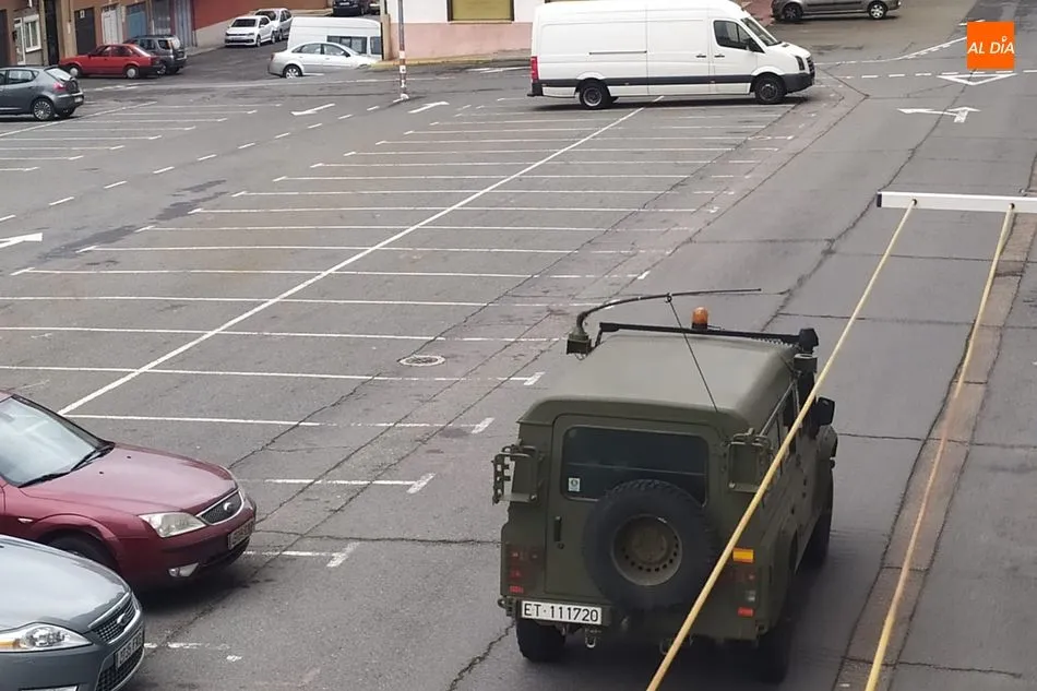 Foto 2 - El Ej&eacute;rcito patrull&oacute; ayer las calles de B&eacute;jar haciendo labores de vigilancia