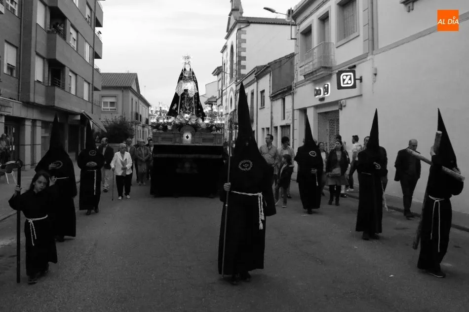 Foto 2 - Procesi&oacute;n de la Pasi&oacute;n en Vitigudino, emoci&oacute;n a flor de piel  