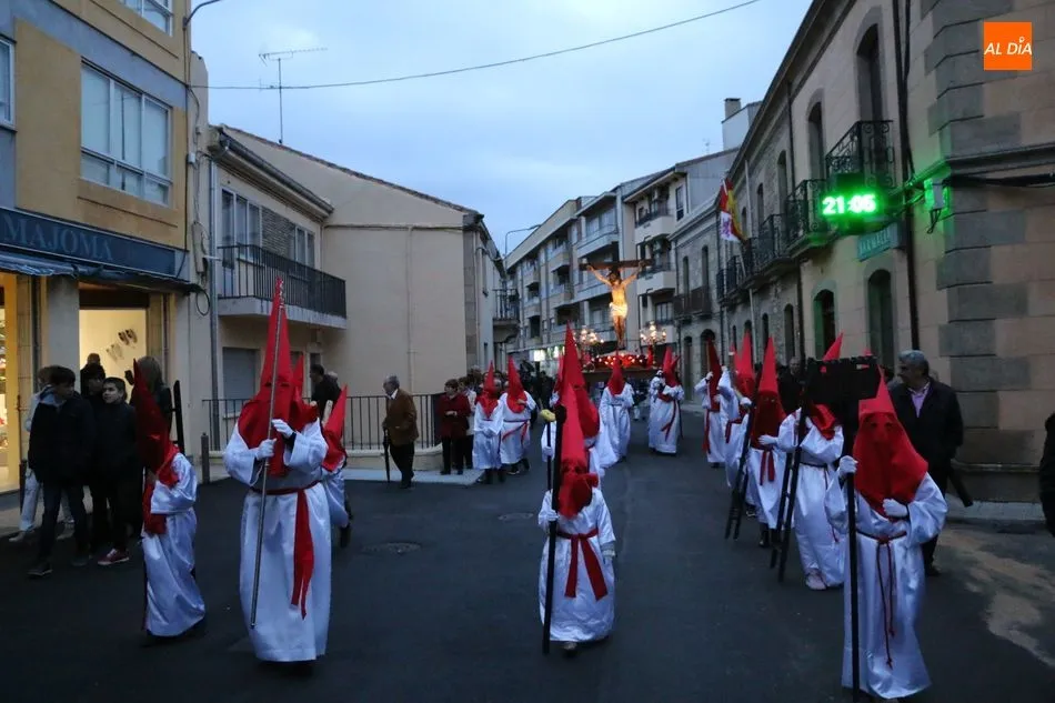 Foto 6 - Vienes Santo en Vitigudino, &lsquo;d&iacute;a grande&rsquo; de La Pasi&oacute;n  