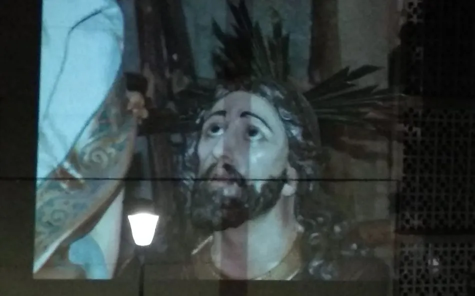 Foto 6 - Inicitativa para sobrellevar las noches de pandemia durante la Semana Santa en Vitigudino  