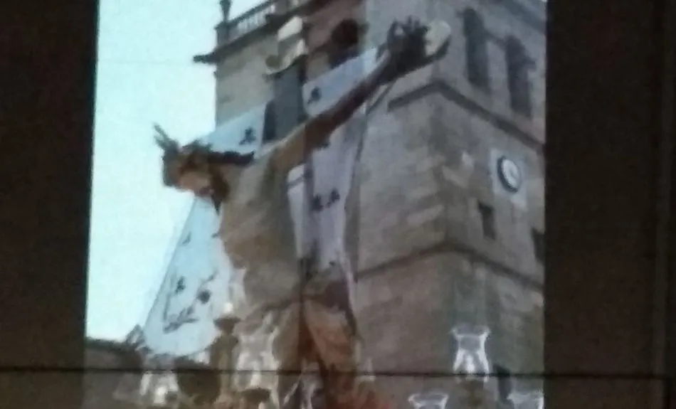 Foto 3 - Inicitativa para sobrellevar las noches de pandemia durante la Semana Santa en Vitigudino  